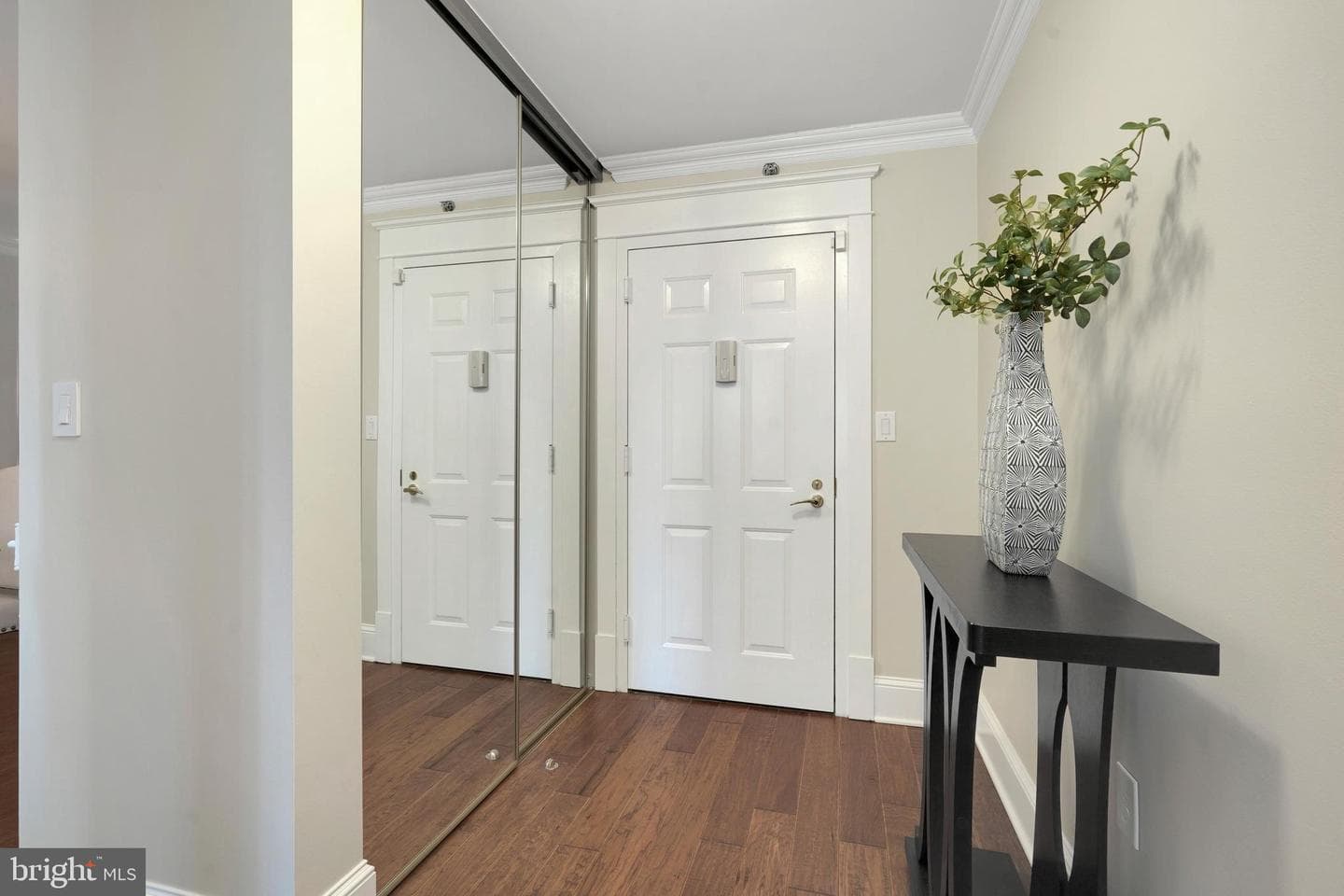 2121 Jamieson Avenue #1007 photo 8