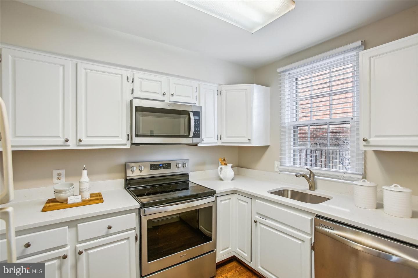 1308 Seaport Lane photo 8