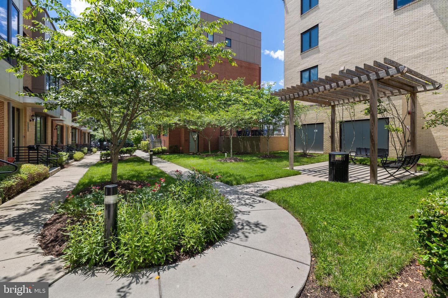 108 Cambria Walk photo 56