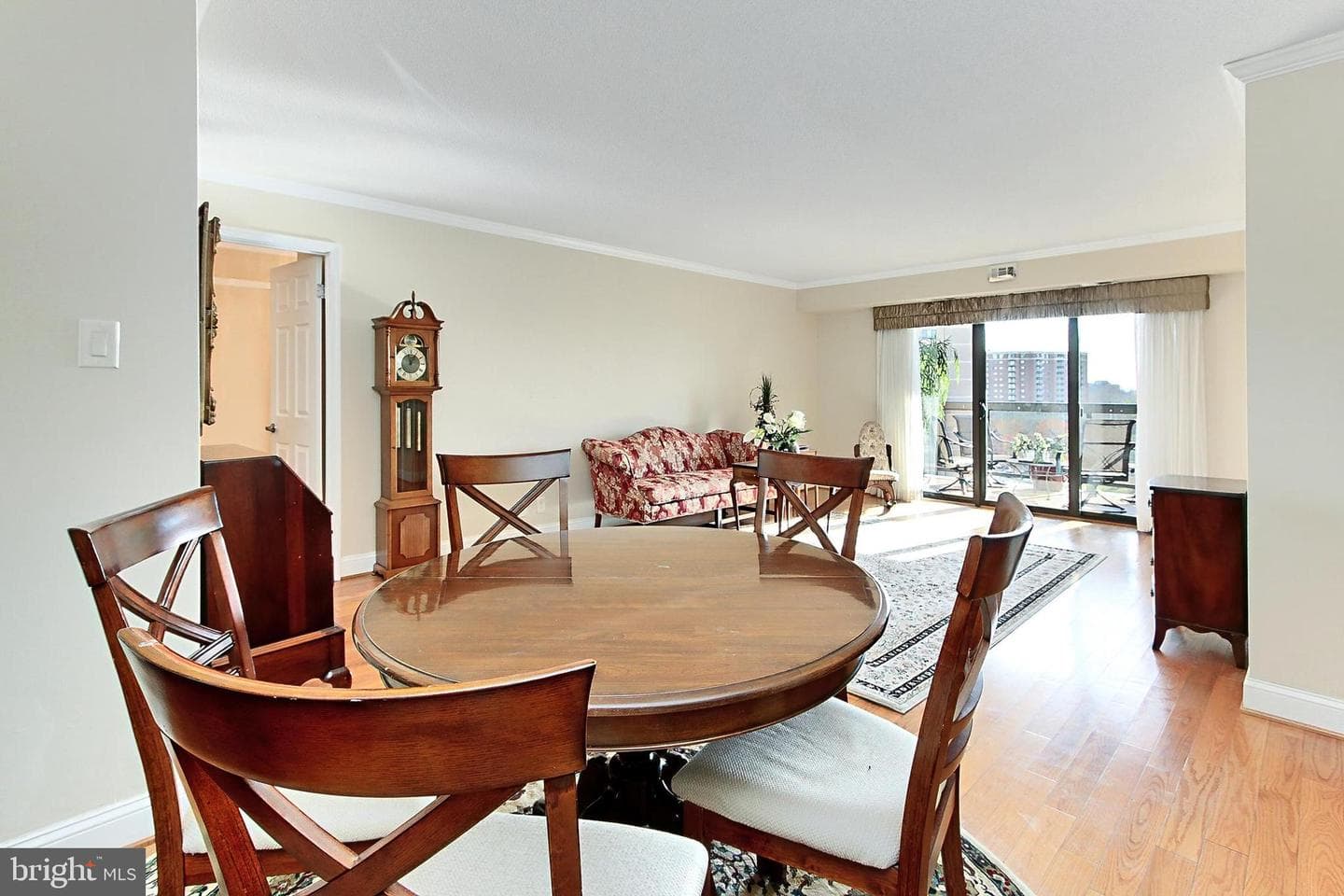 205 Yoakum Parkway #703 photo 15