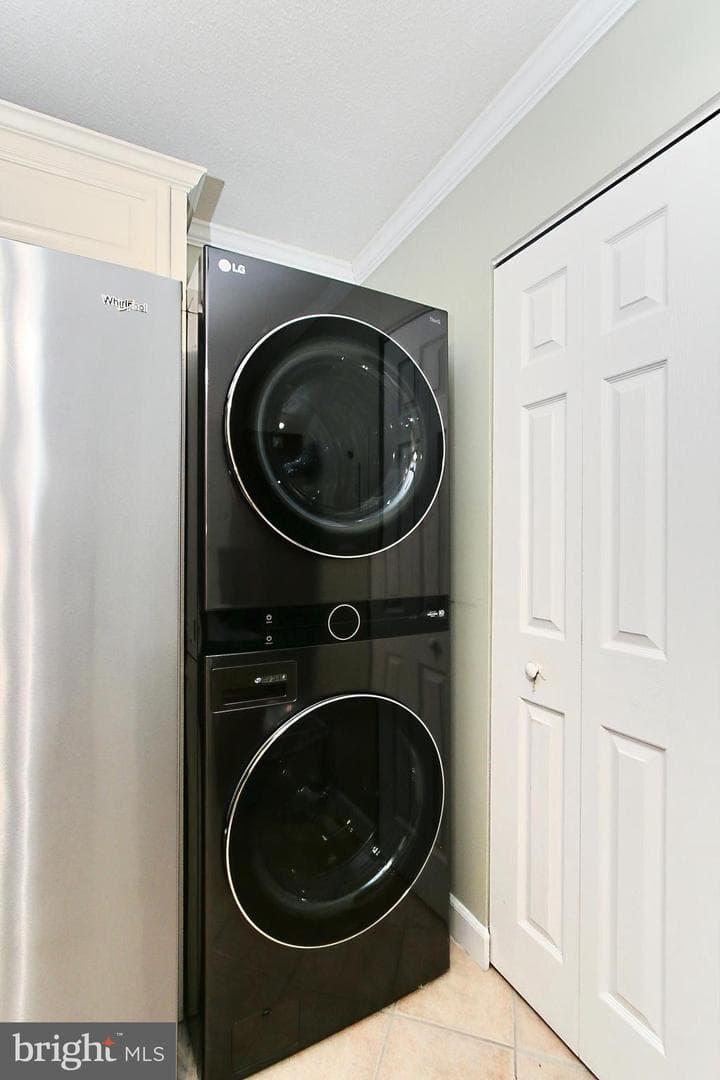 205 Yoakum Parkway #703 photo 19