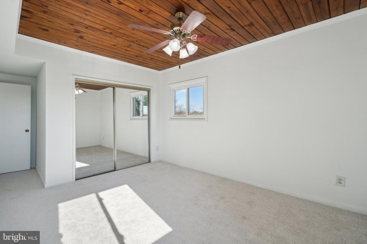 49 Skyhill Road #303 photo 22
