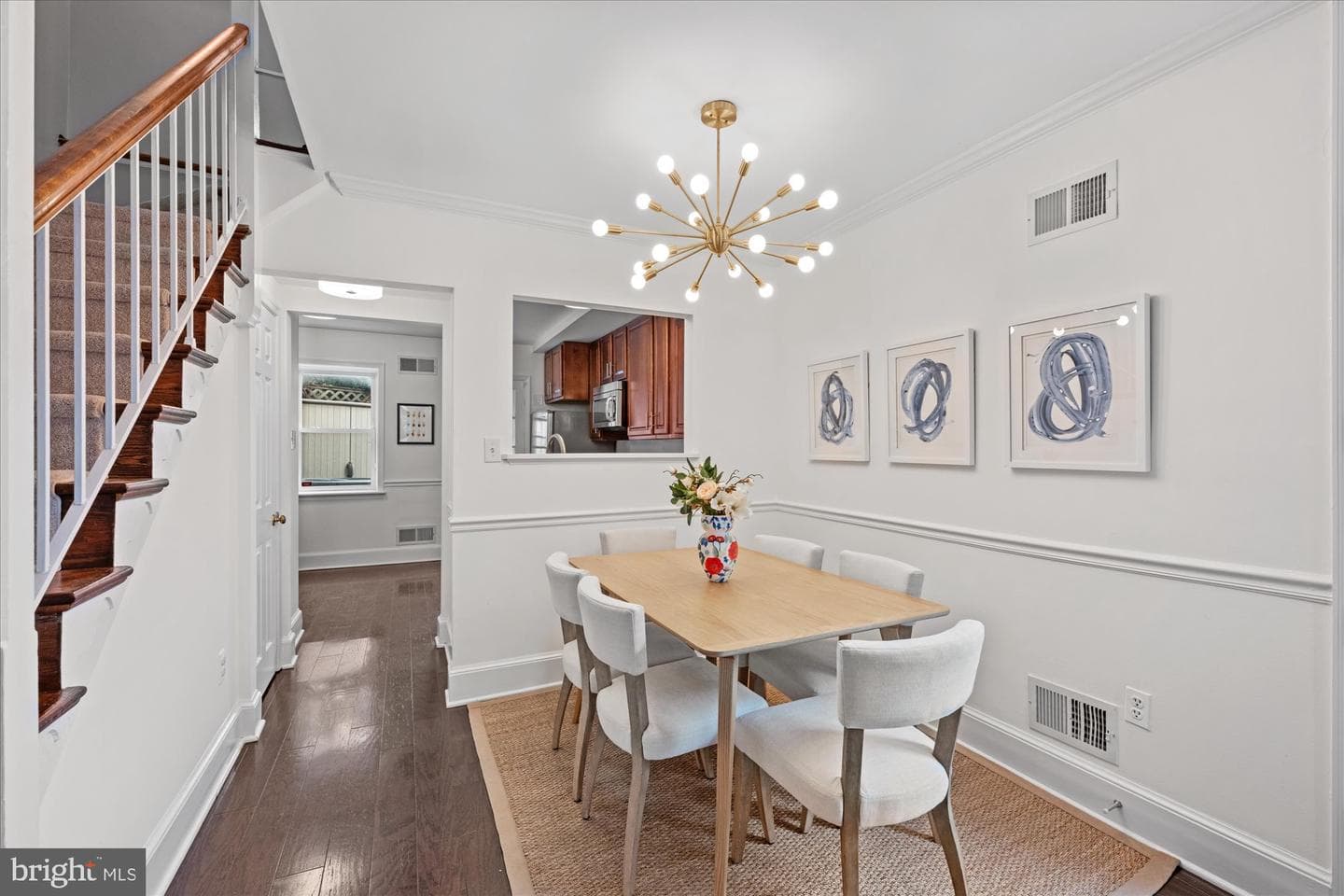 913 Oronoco Street photo 7