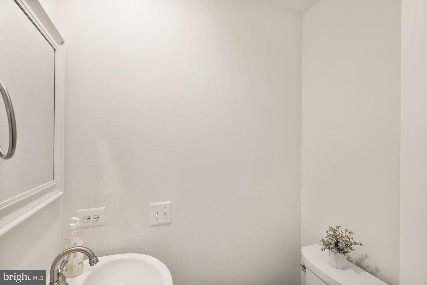 4626 Knight Place photo 30