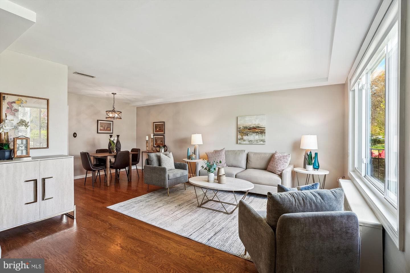 1420 Woodbine Street photo 2