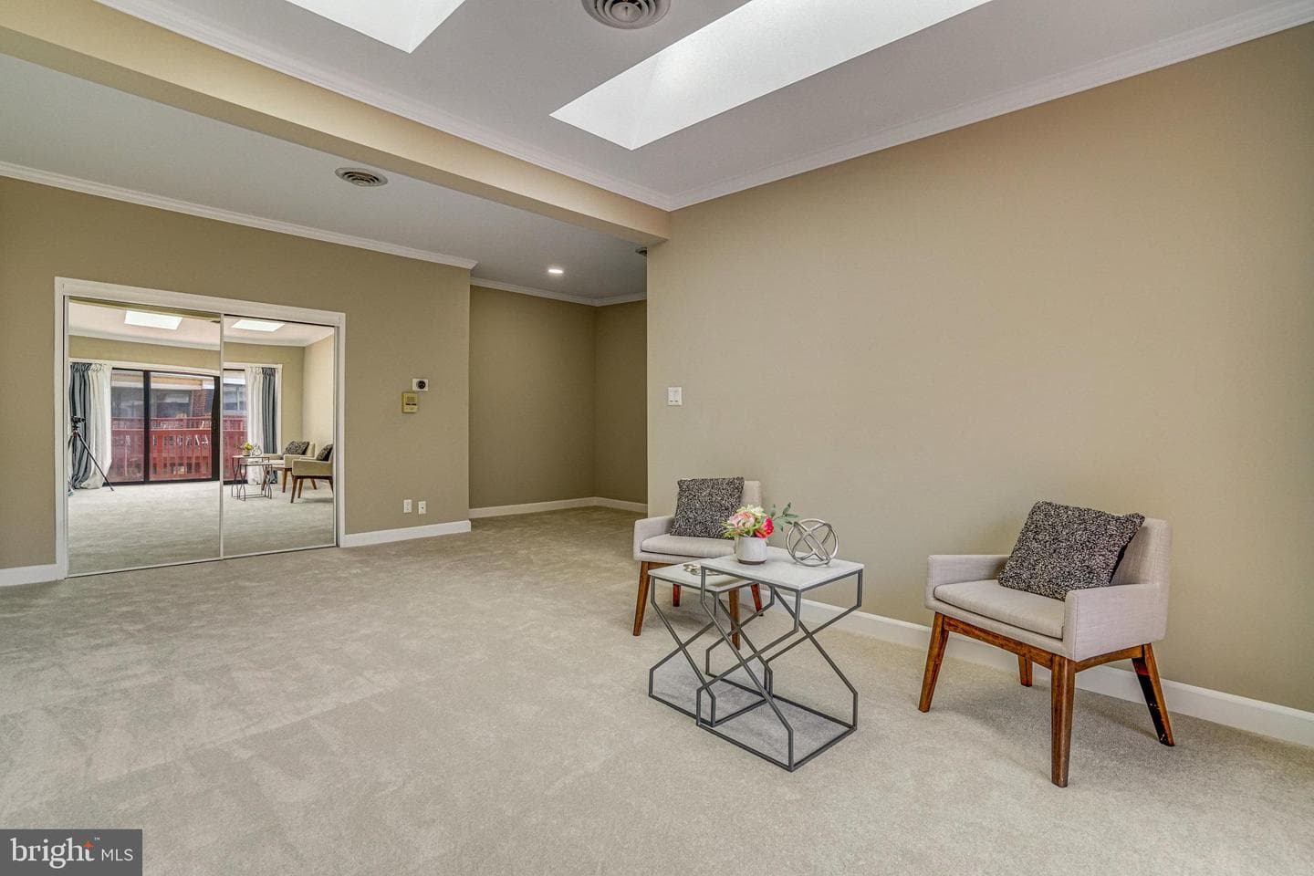 208 Skyhill Road #10 photo 5