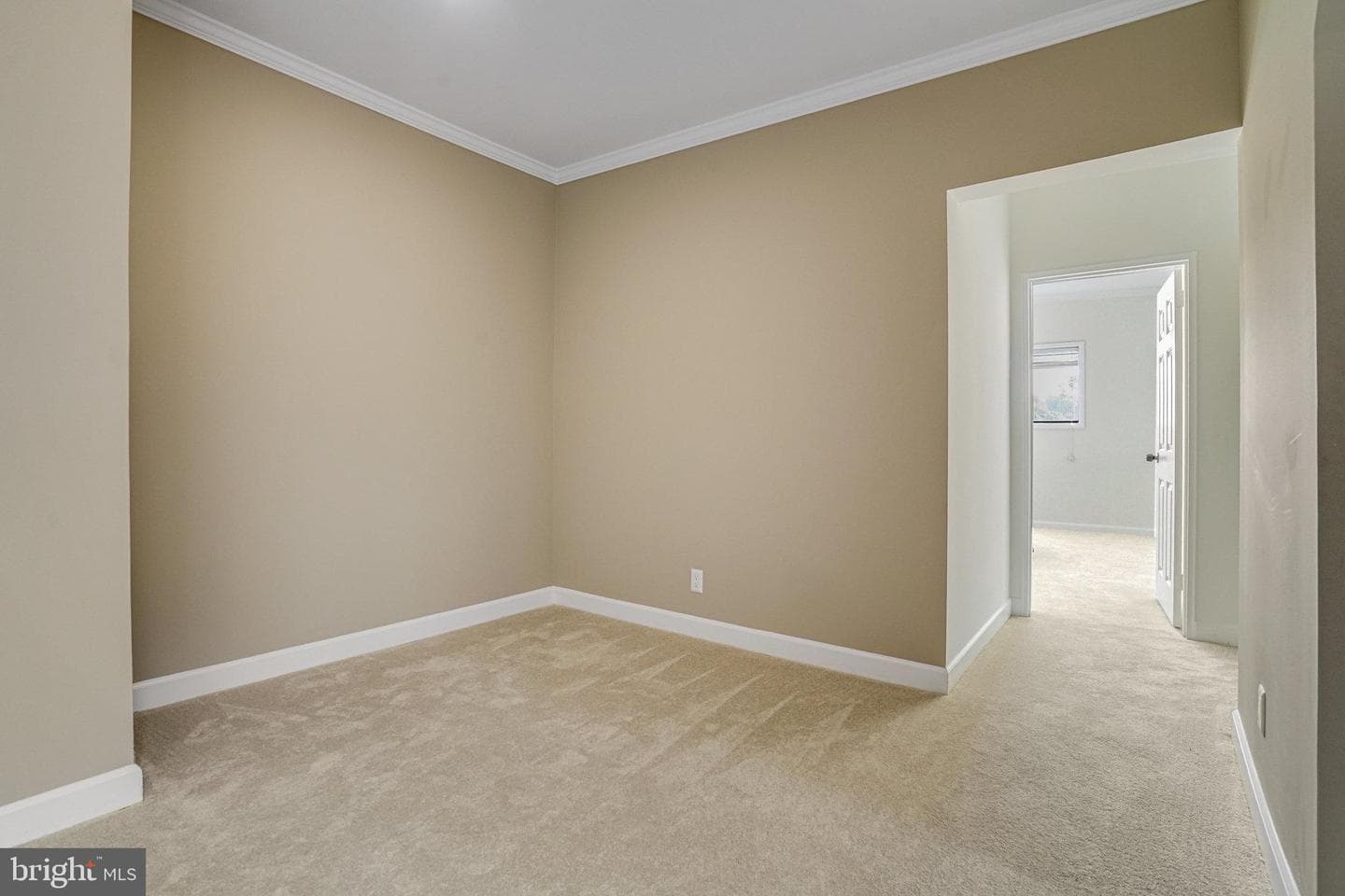 208 Skyhill Road #10 photo 9