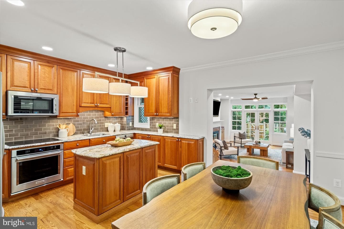 918 S Saint Asaph Street photo 10