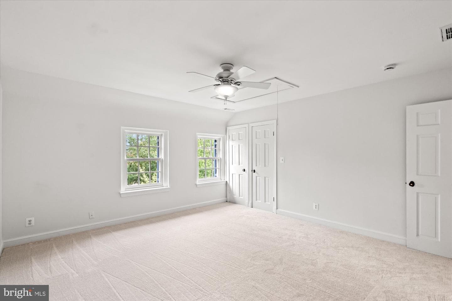 918 S Saint Asaph Street photo 23