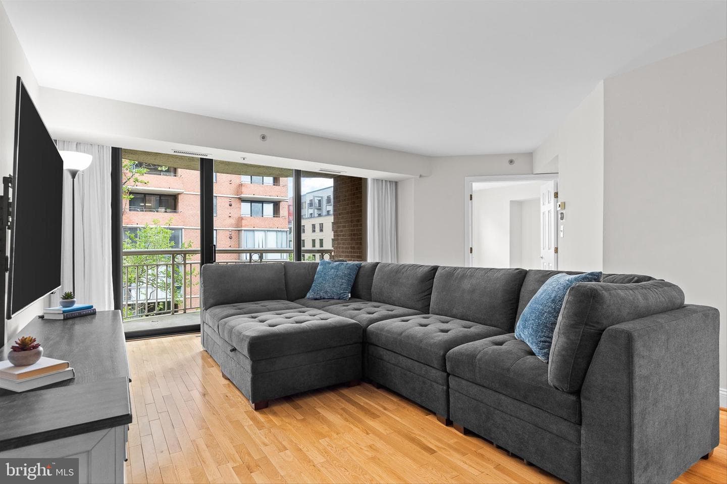 1200 Braddock Place #411 photo 1