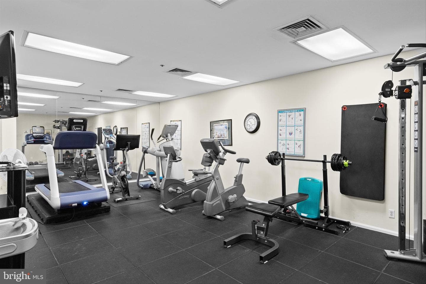 1200 Braddock Place #411 photo 23
