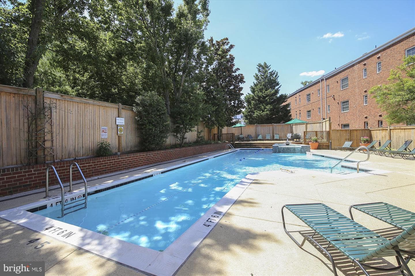 1712 W Abingdon Drive #102 photo 16