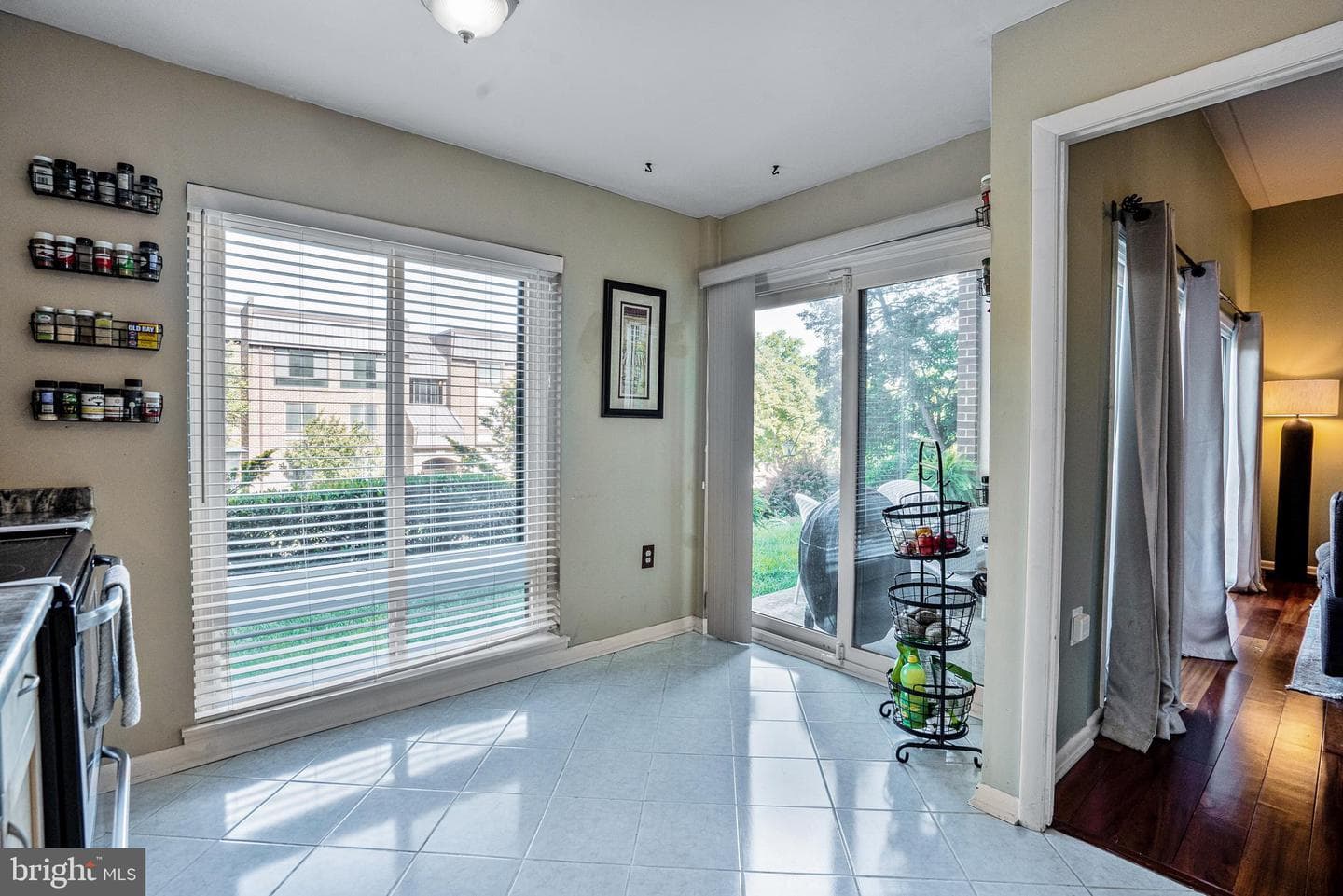 128 Roberts Lane #100 photo 3