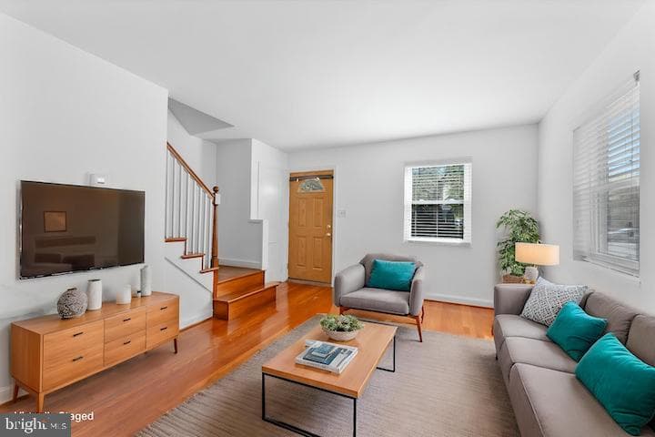 733 S Fayette Street photo 2