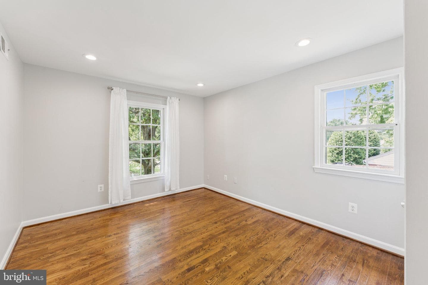 4203 Maple Tree Court photo 16