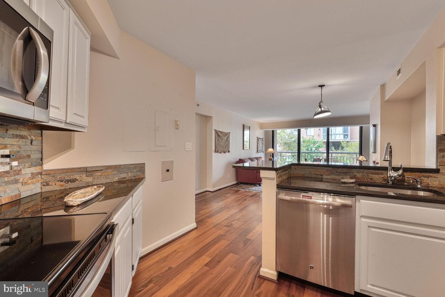 1200 Braddock Place #211 photo 5