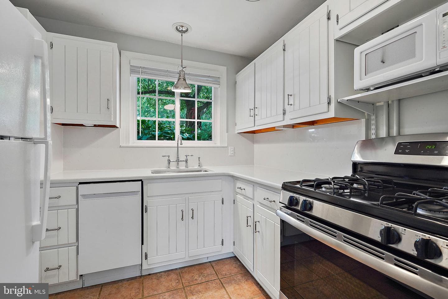 1619 Ripon Place photo 10