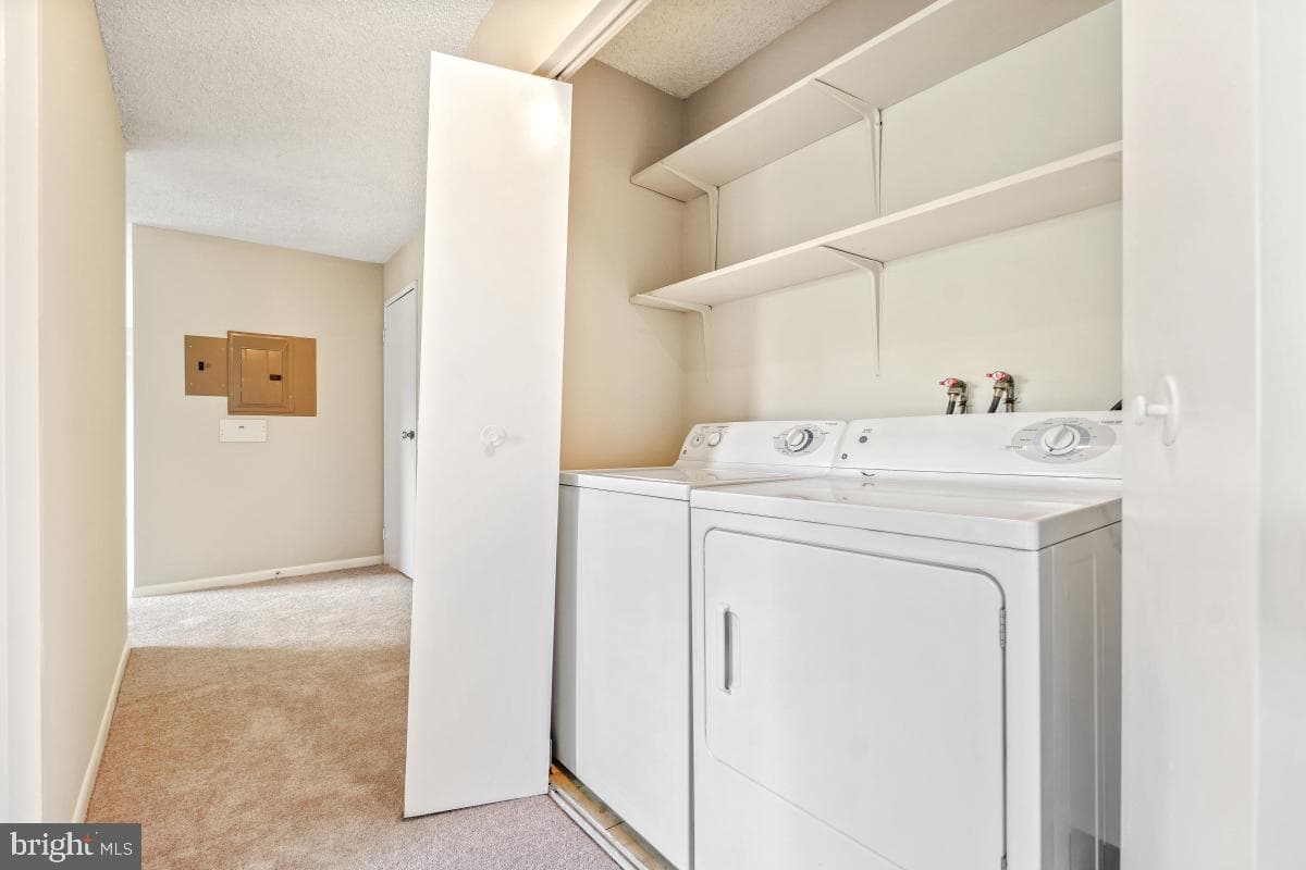 200 N Pickett Street #509 photo 34