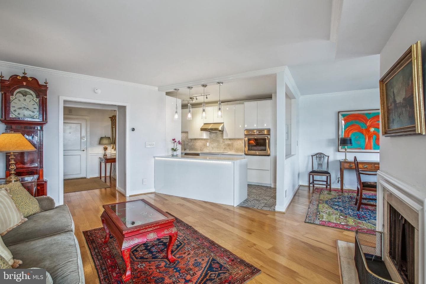 1250 S Washington Street #820 photo 6