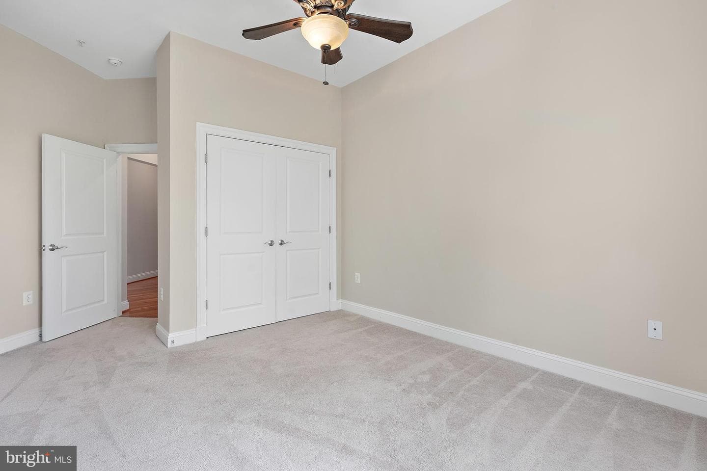 1023 N Royal Street #217 photo 20