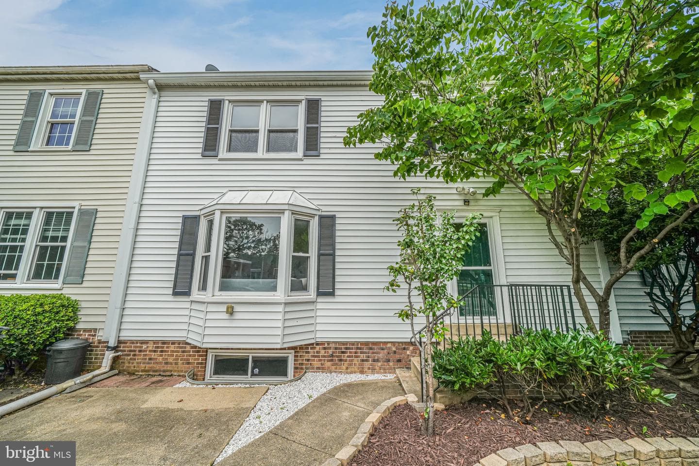 2702 Kenwood Avenue photo 35
