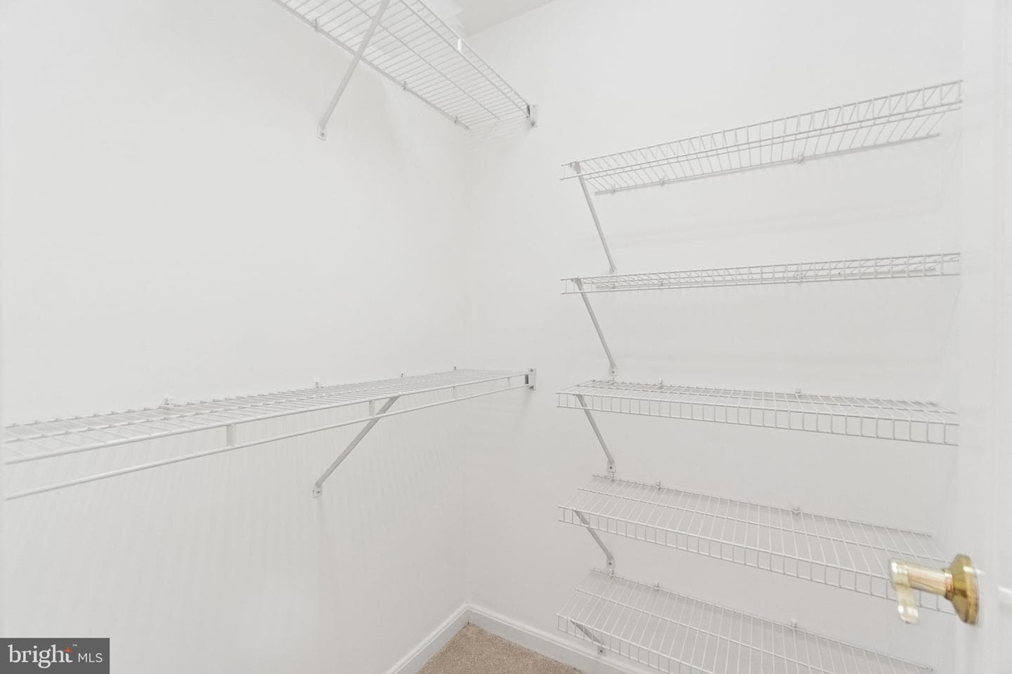 1805 Kenwood Avenue photo 24