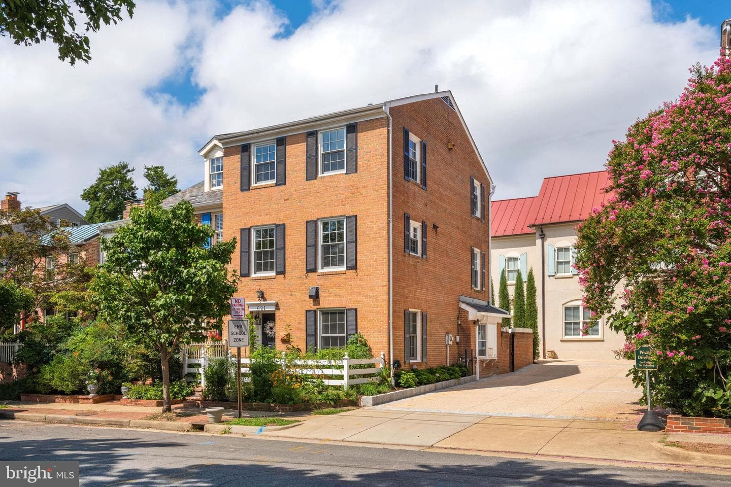 621 S Saint Asaph Street photo 3