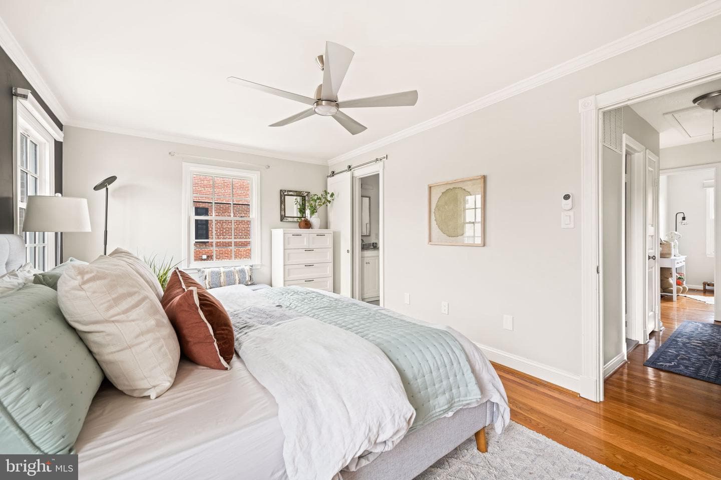 621 S Saint Asaph Street photo 32