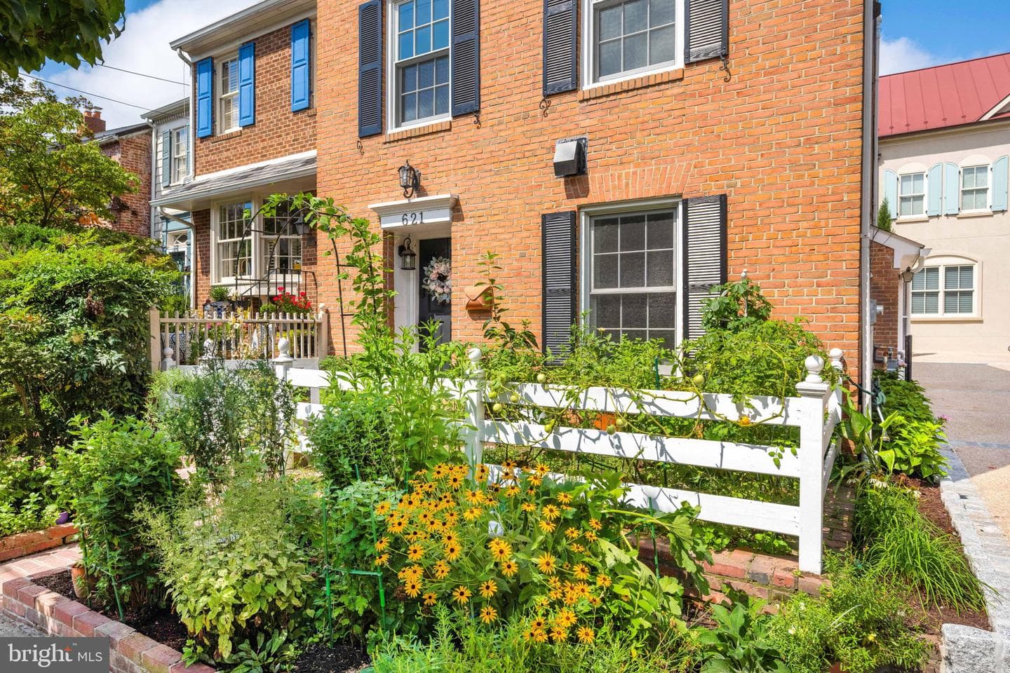 621 S Saint Asaph Street photo 4