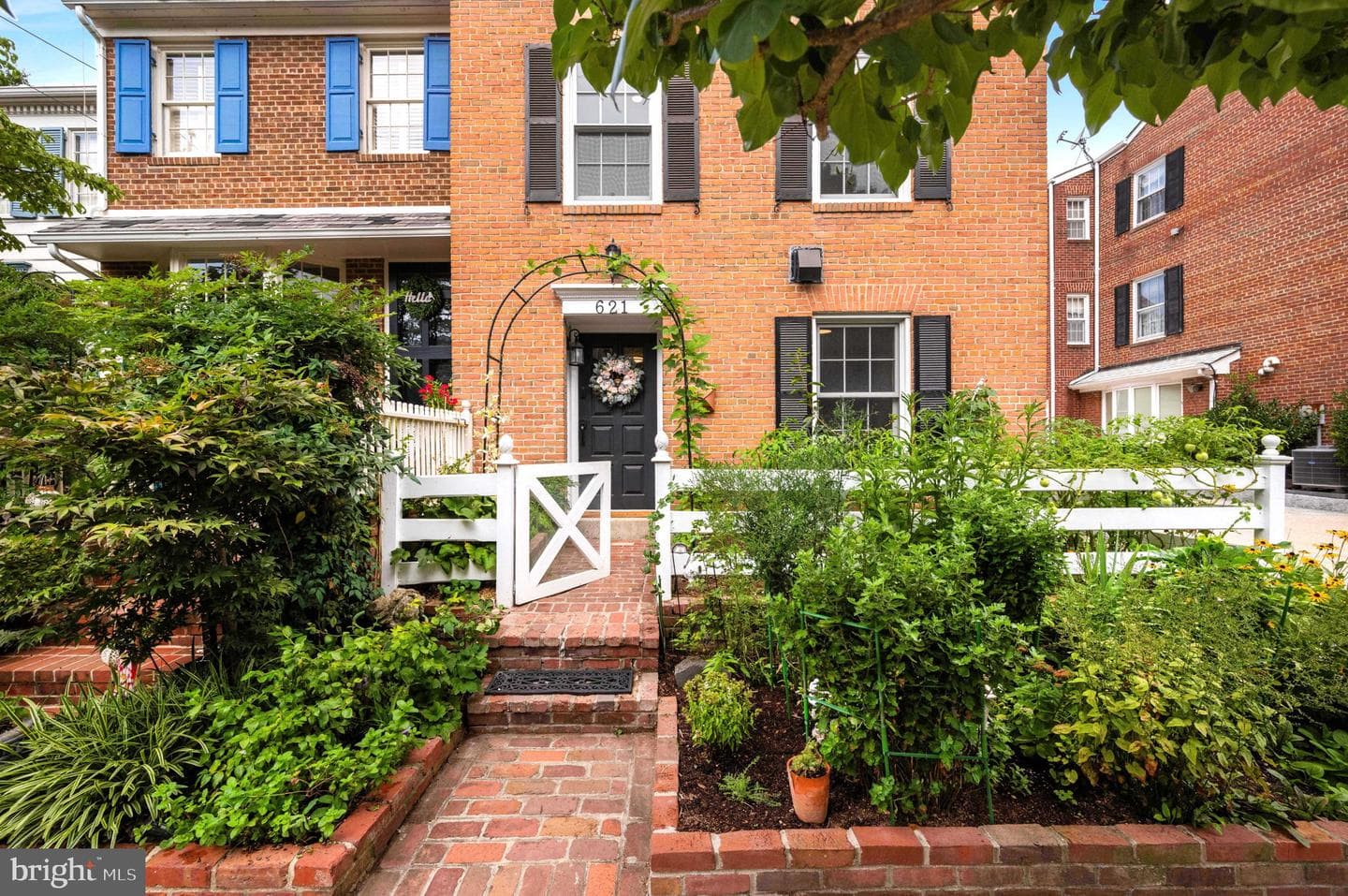 621 S Saint Asaph Street photo 5