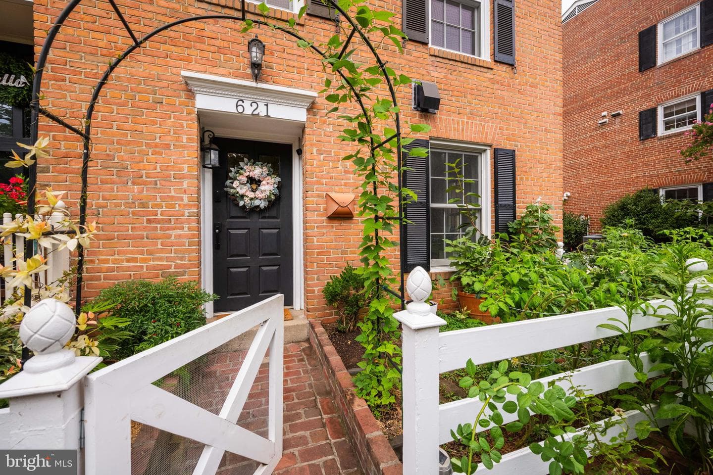621 S Saint Asaph Street photo 6