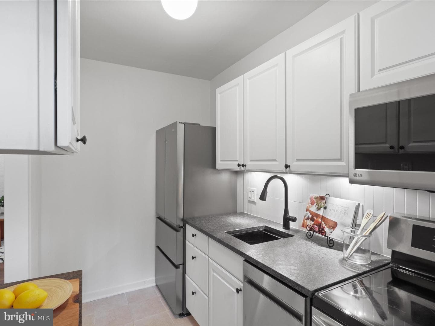9 E Glebe Road #c photo 12