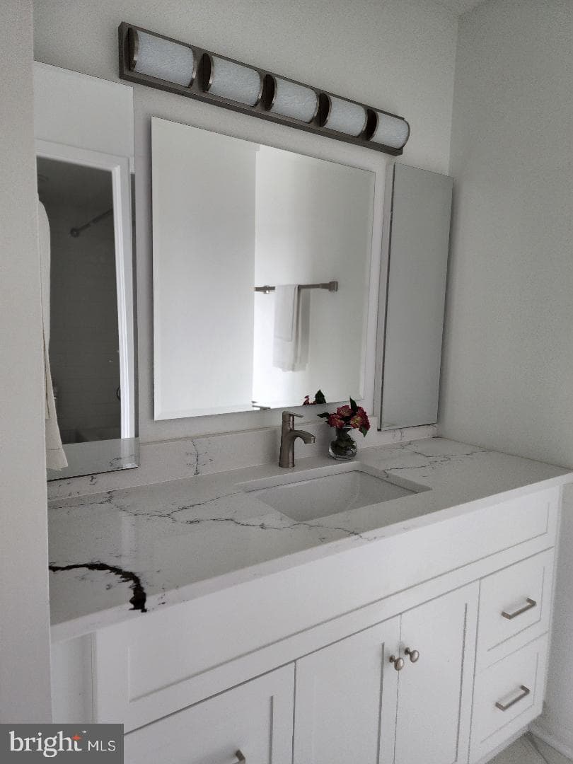 307 Yoakum Parkway #1024 photo 35