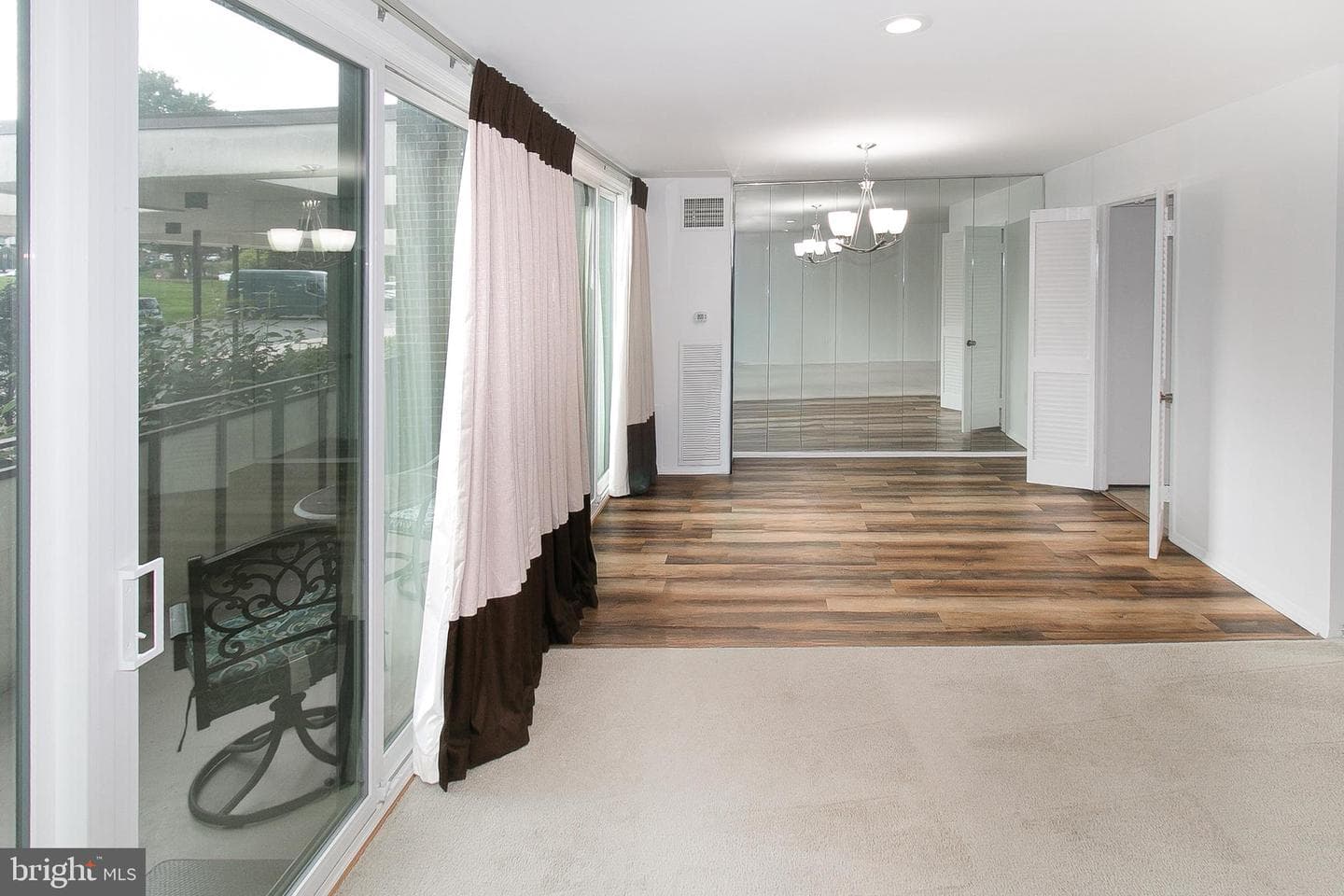 250 S Reynolds Street #105 photo 11