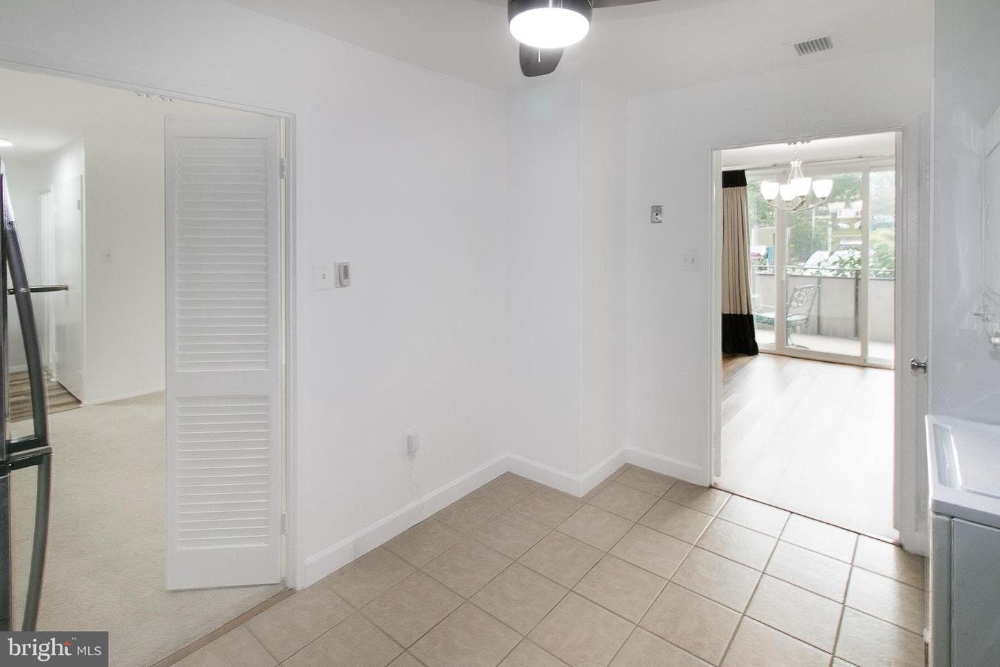 250 S Reynolds Street #105 photo 20
