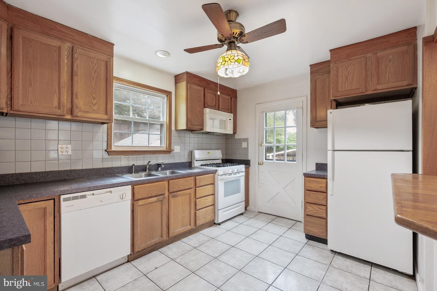 131 E Taylor Run Parkway photo 17