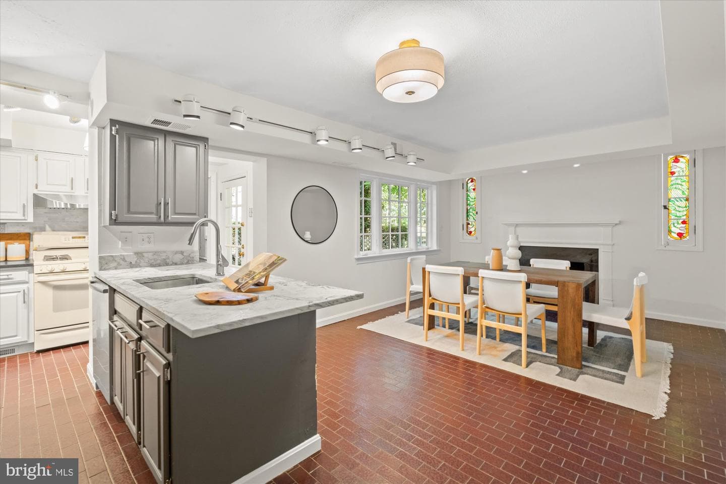 803 Second Street photo 6