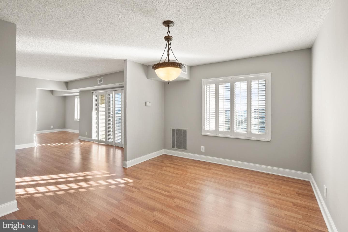 203 Yoakum Parkway #1512 photo 22