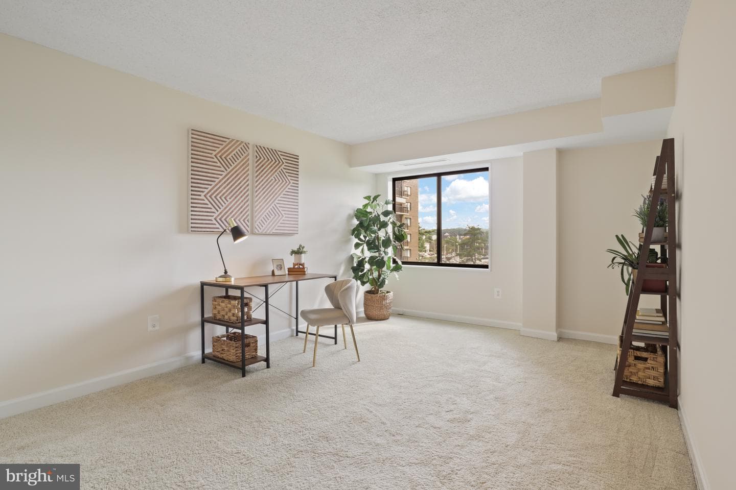 200 N Pickett Street #313 photo 16