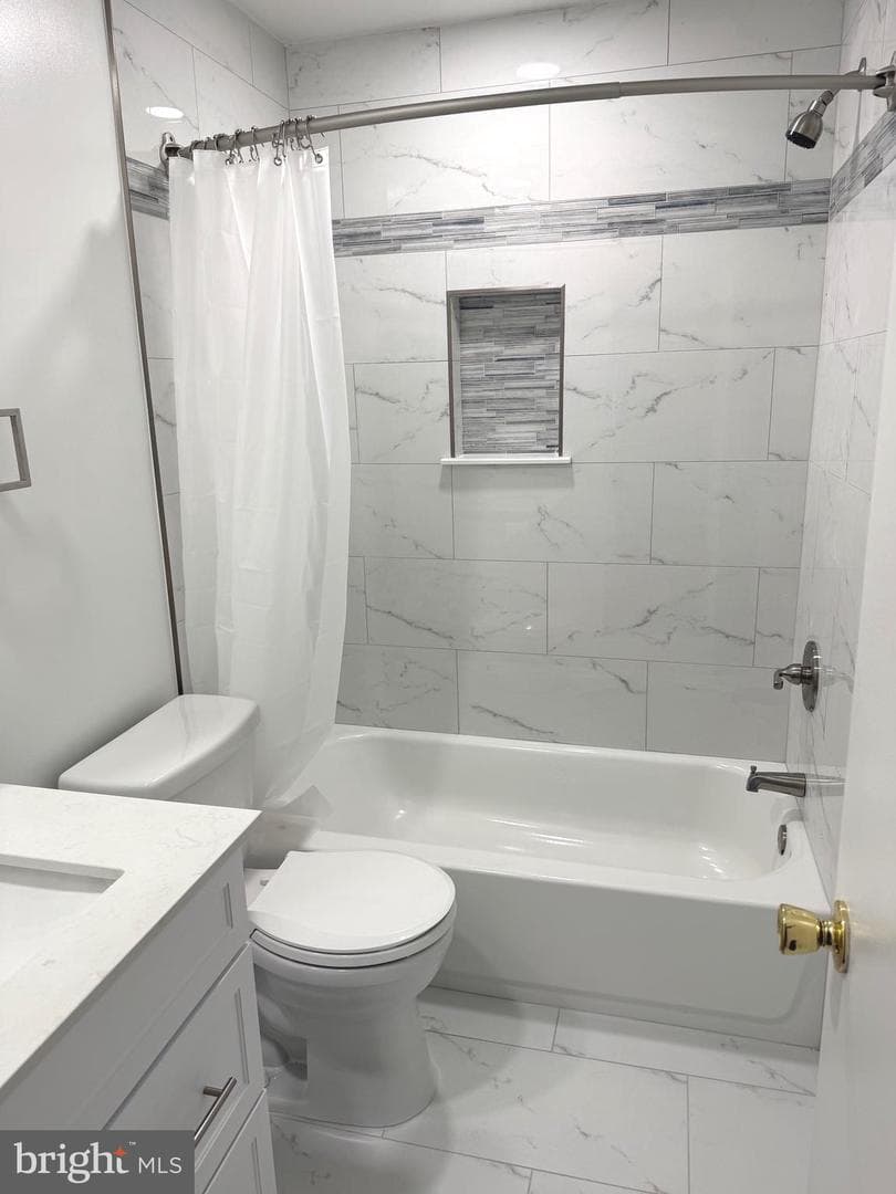 5250 Valley Forge Drive #802 photo 23