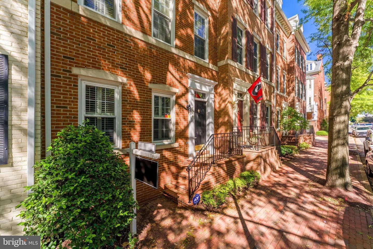 624 N Pitt Street photo 3