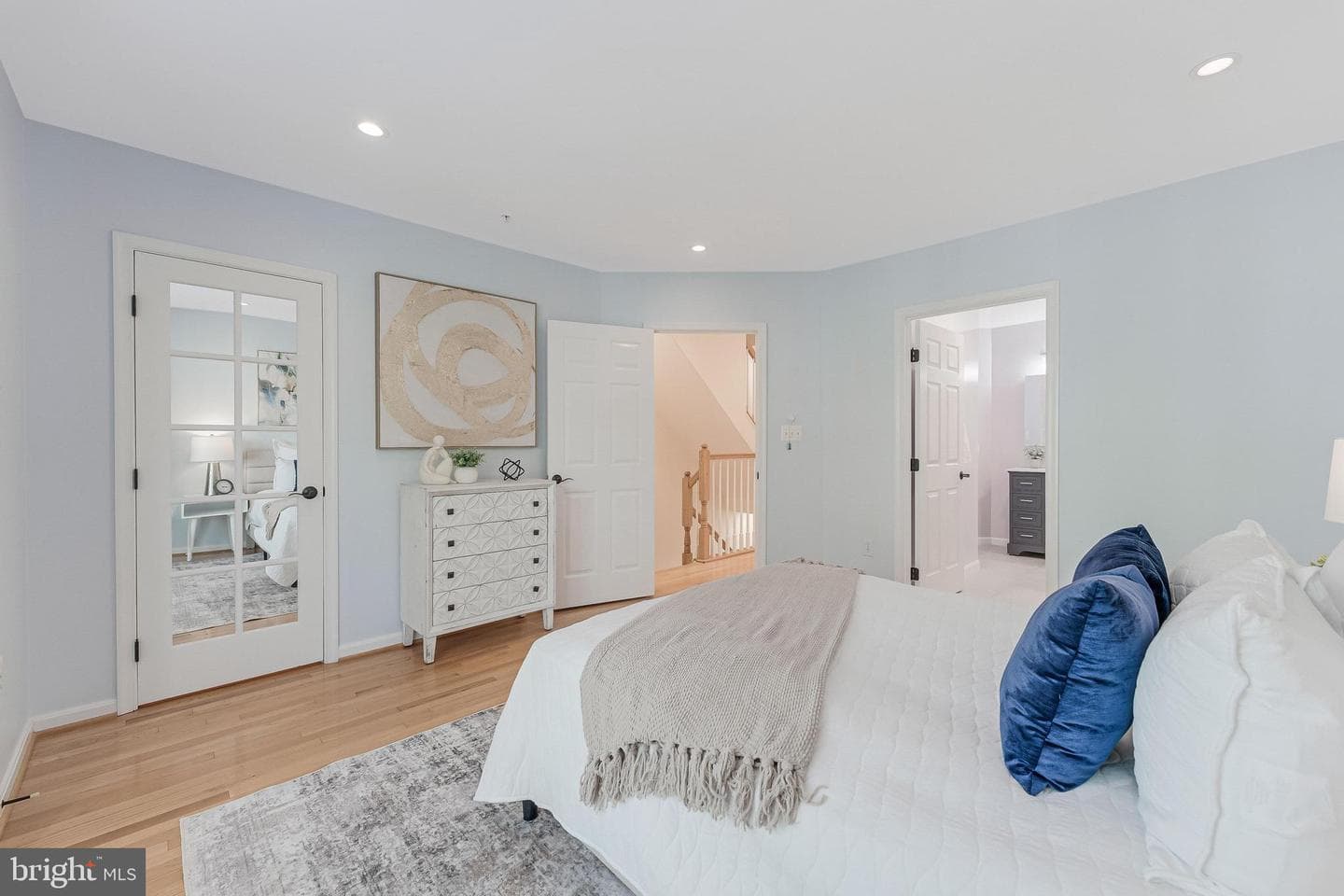 624 N Pitt Street photo 33