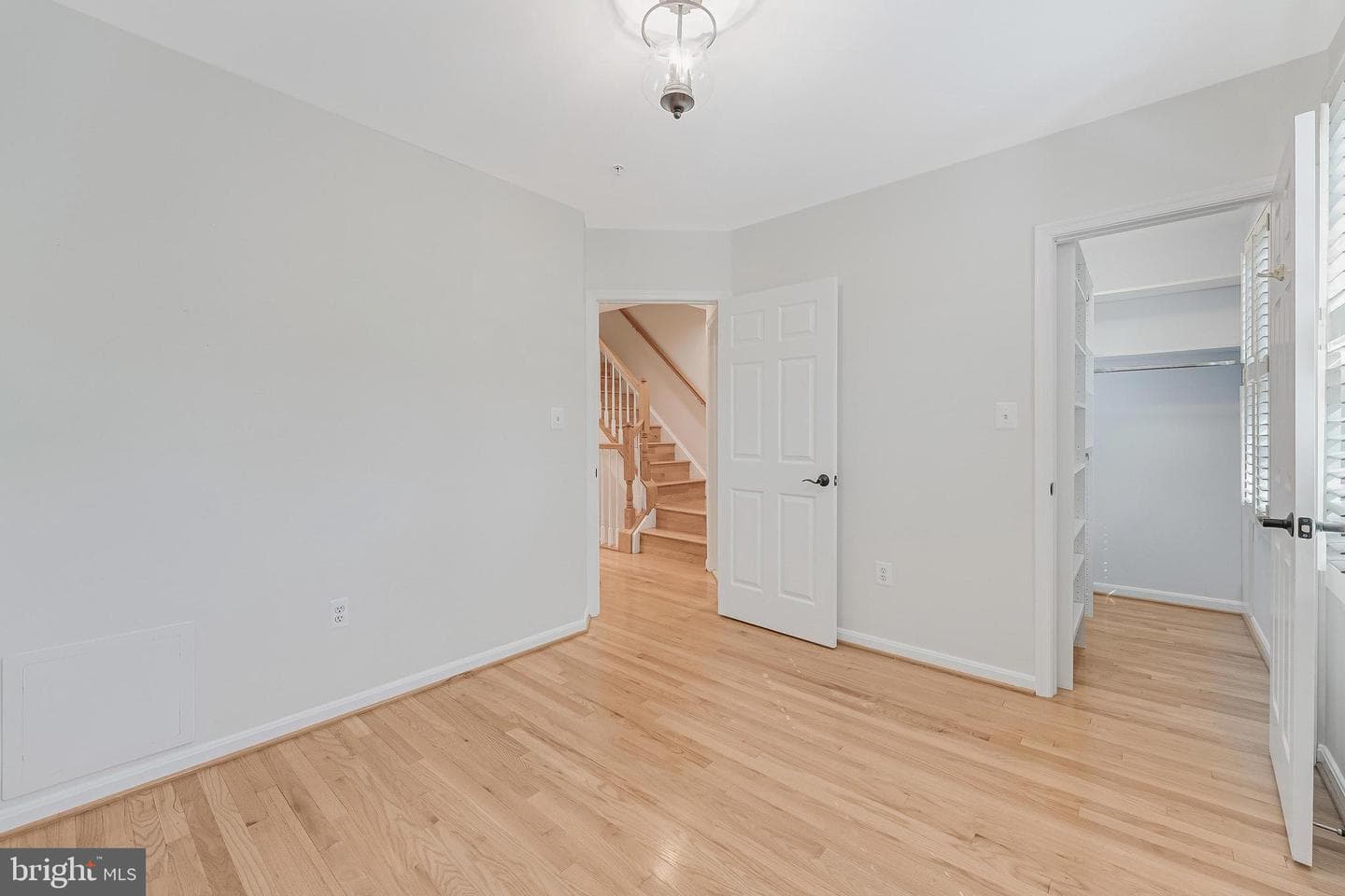 624 N Pitt Street photo 41