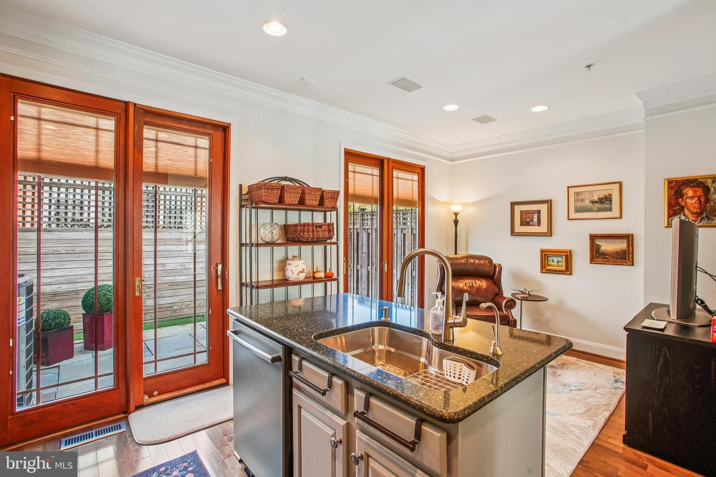 313 Hearthstone Mews photo 18