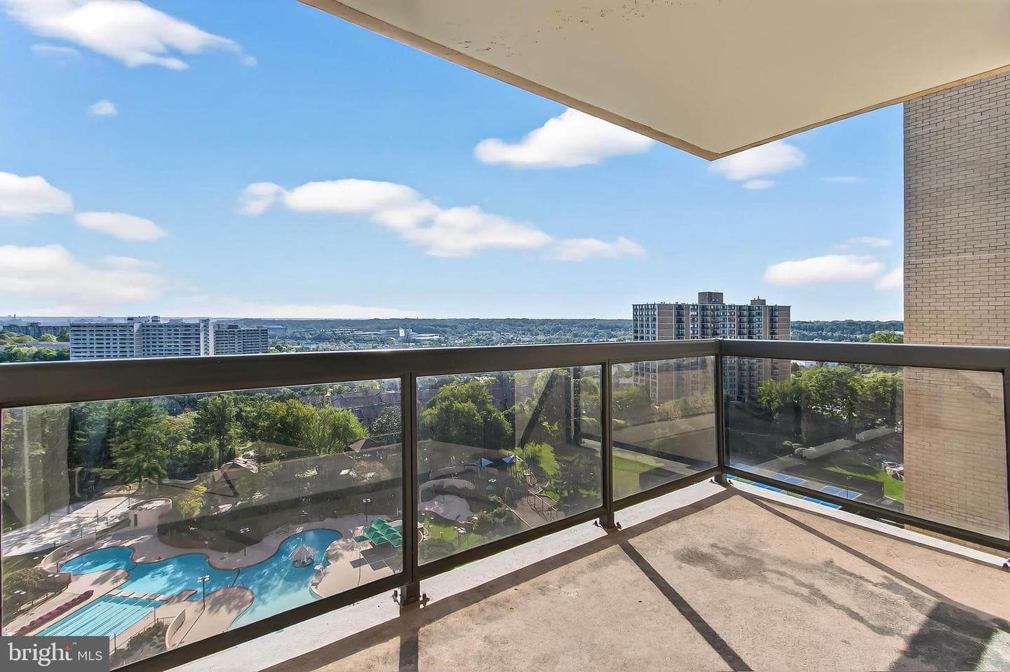 205 Yoakum Parkway #1509 photo 42