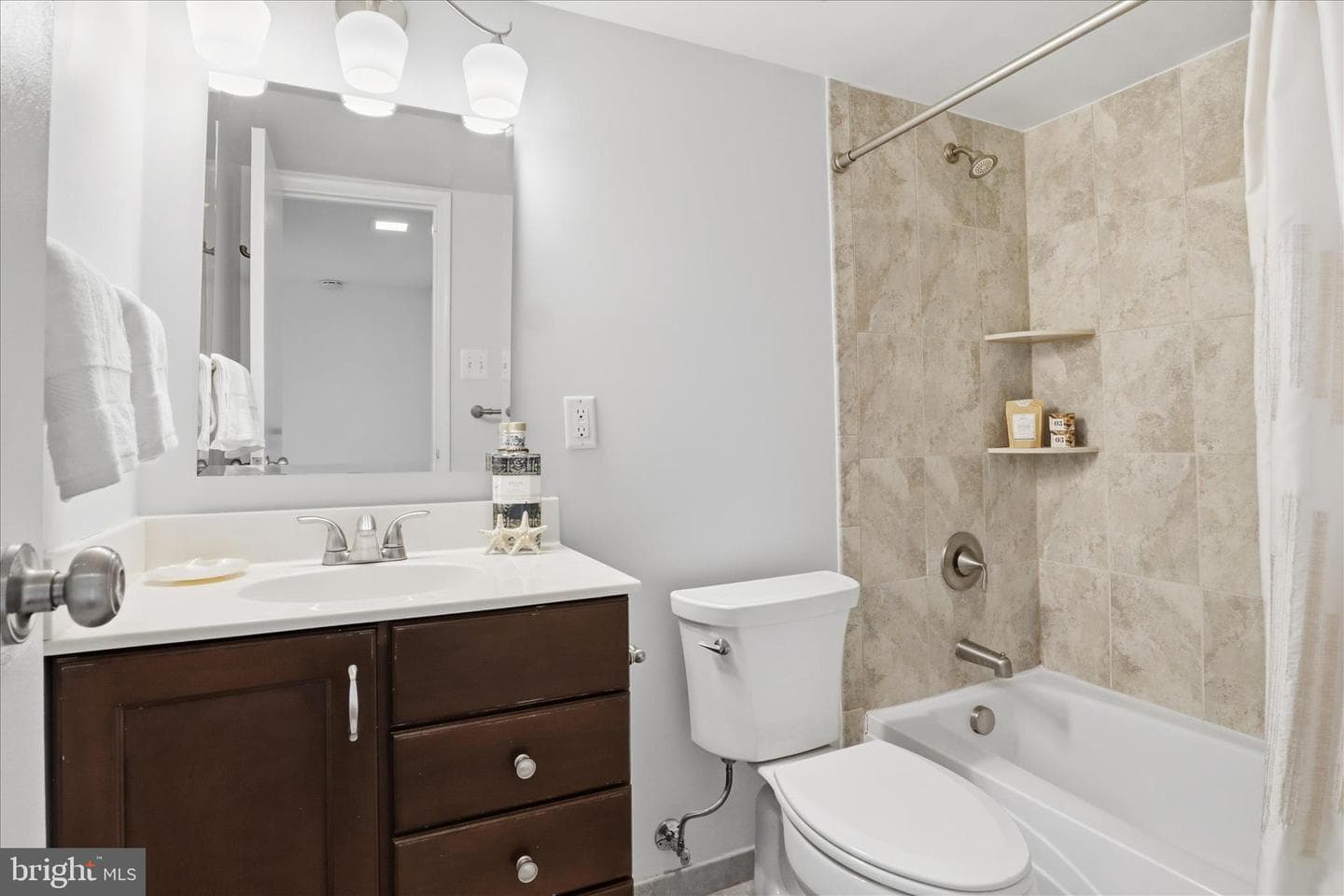 501 N Armistead Street #t2 photo 18