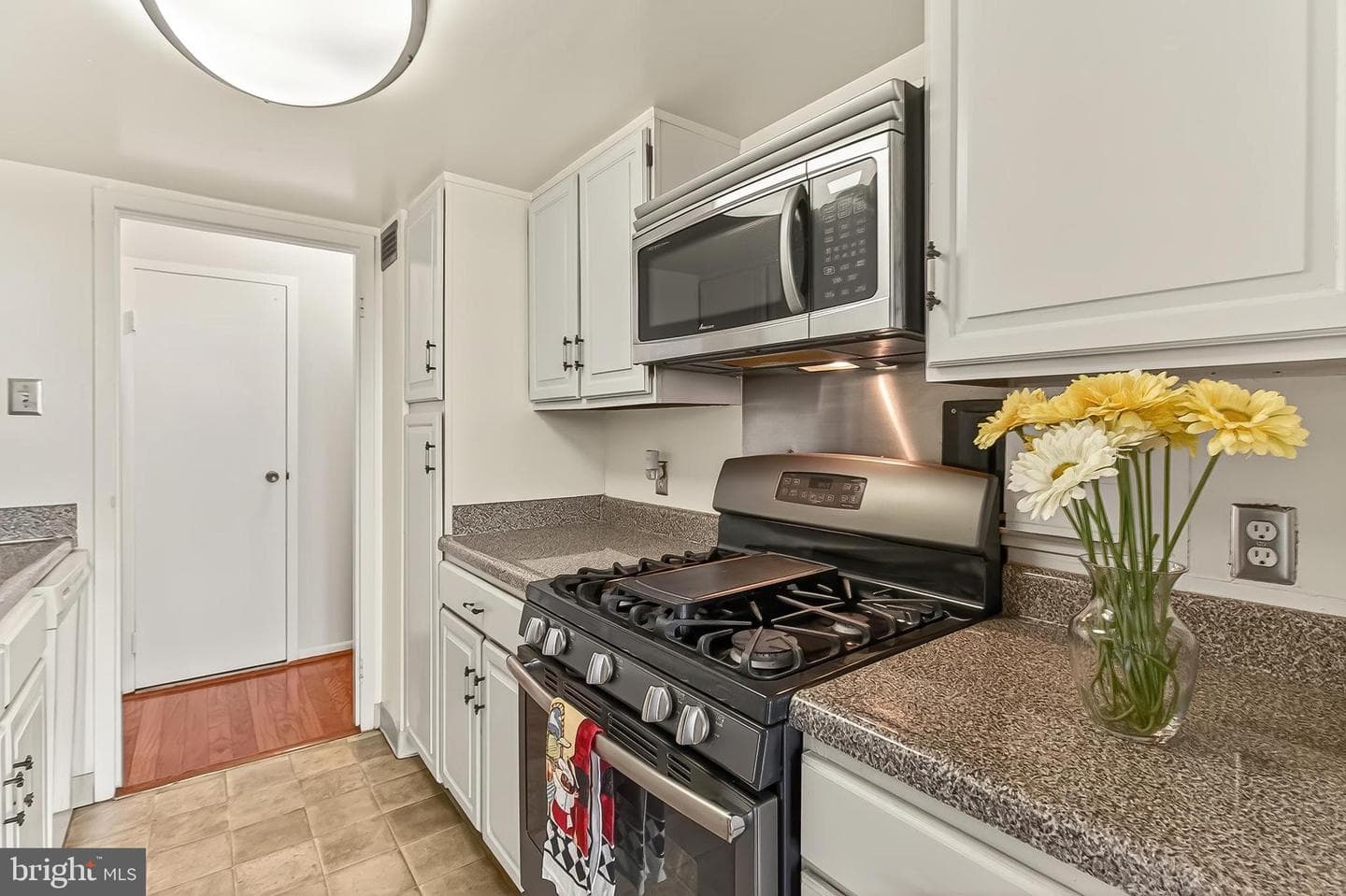 301 N Beauregard St # 1608 photo 14