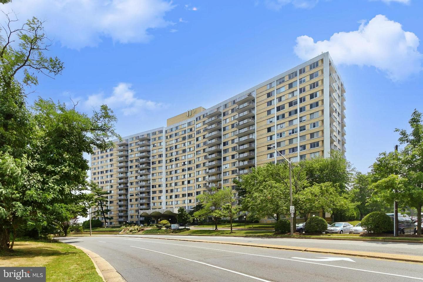301 N Beauregard St # 1608 photo 2