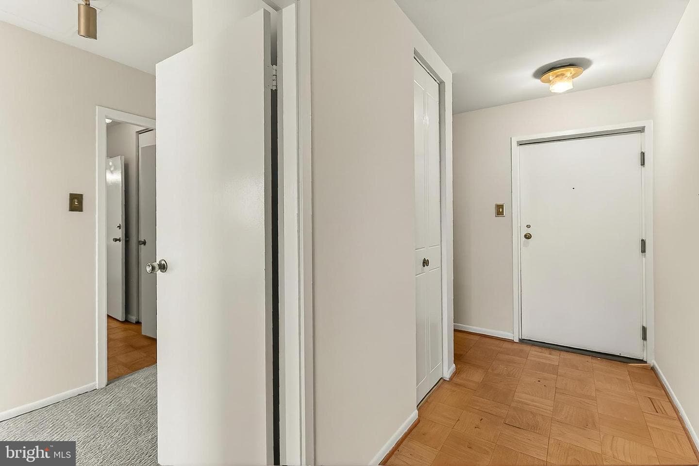 301 N Beauregard St # 1608 photo 21
