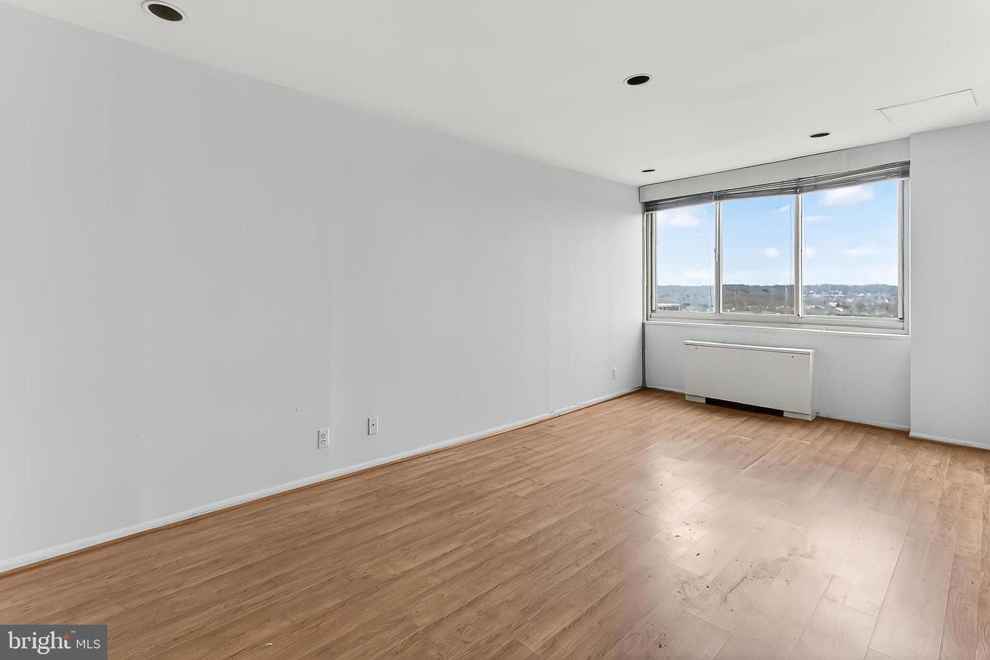 301 N Beauregard St # 1608 photo 31